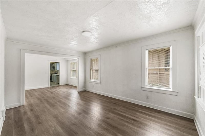 3801 Mersington Ave, Kansas City, MO 64128