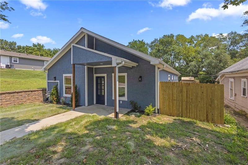 1831 14th St, Kansas City, KS 66104