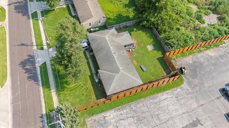 8231 Travis St, Overland Park, KS 66204