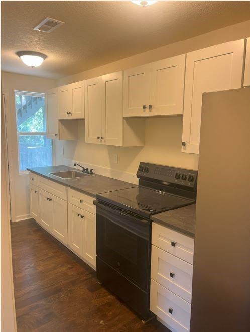 2305 37th St, Kansas City, MO 64109