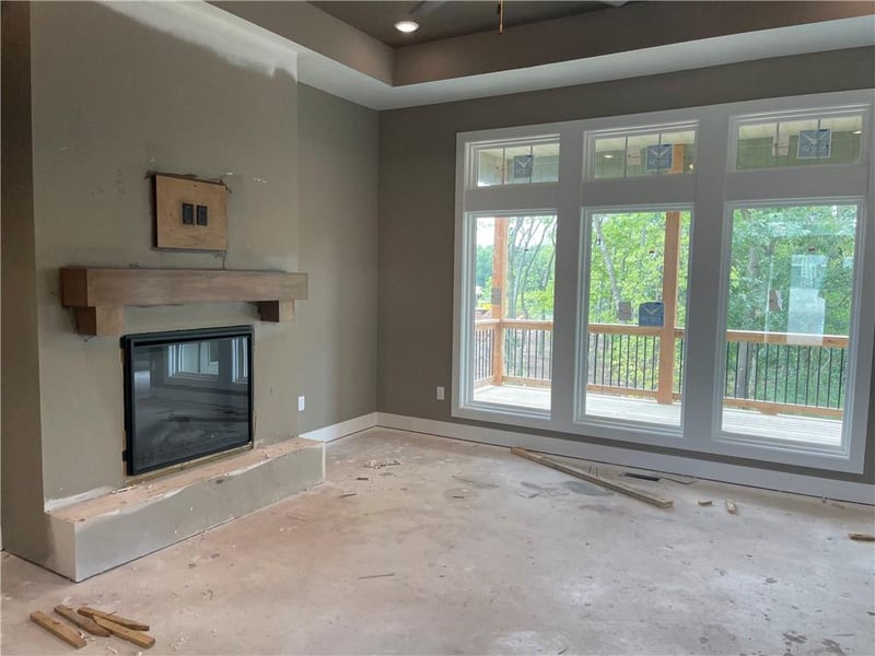 1207 NE 122nd St, Kansas City, MO 64165