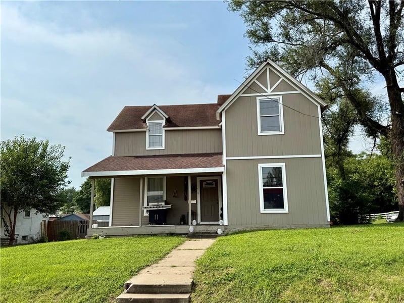 419 Main St, Richmond, MO 64085