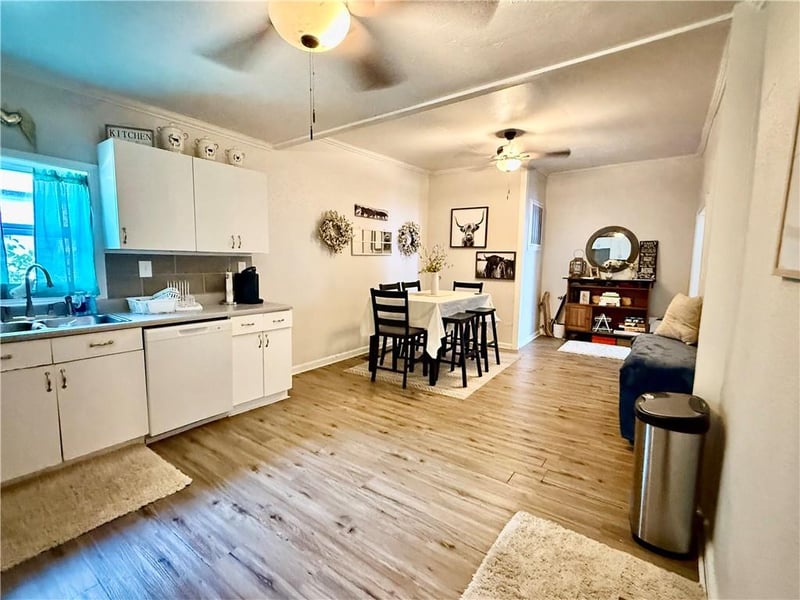 419 Main St, Richmond, MO 64085