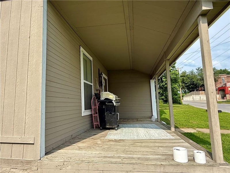 419 Main St, Richmond, MO 64085