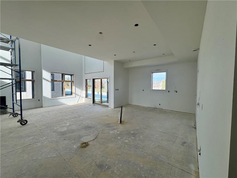 2844 133rd Ter, Leawood, KS 66209