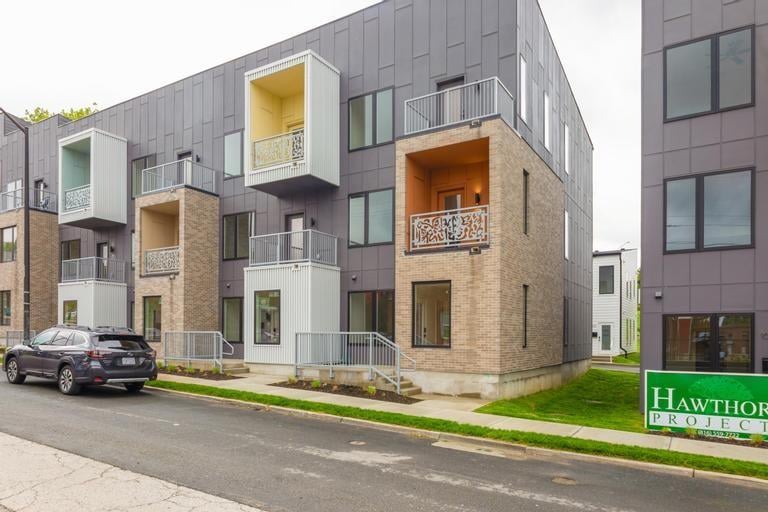 1025 Pacific St, Kansas City, MO 64106