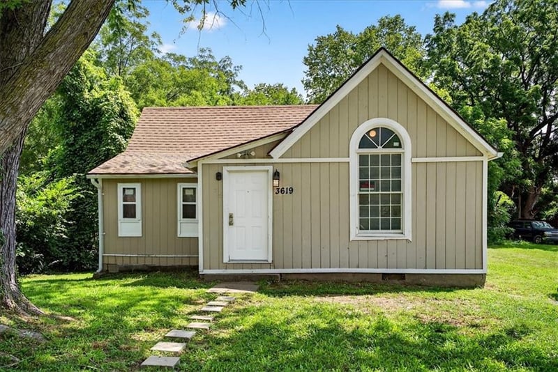 3619 Topping Ave, Kansas City, MO 64129