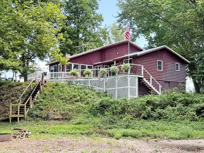19332 River Ln, Wheatland, MO 65779