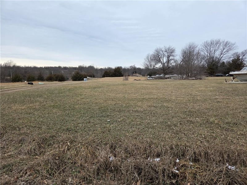 Magpie St, Odessa, MO 64076