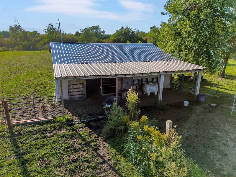 14714 174th St, Bonner Springs, KS 66012