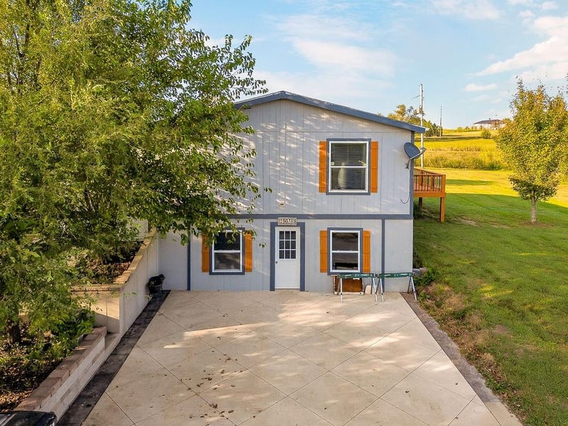 14714 174th St, Bonner Springs, KS 66012