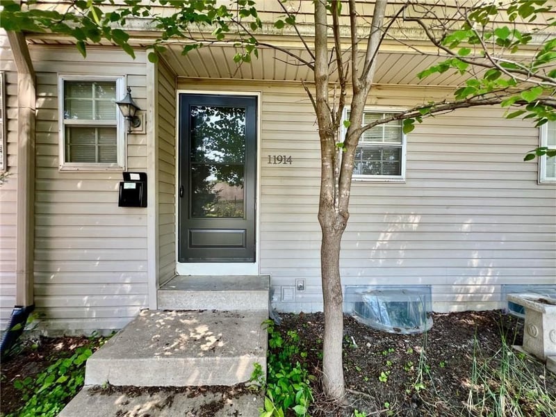 117 Melody Ln, Belton, MO 64012