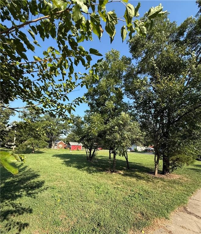 402 Fourth St, Iola, KS 66749