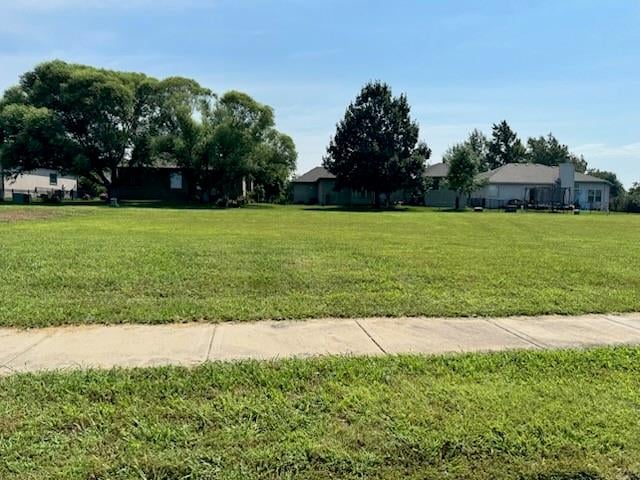 29372 Palmer Dr, Paola, KS 66071
