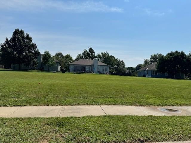 29372 Palmer Dr, Paola, KS 66071
