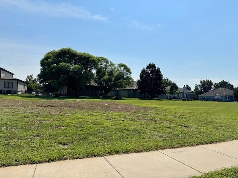29372 Palmer Dr, Paola, KS 66071