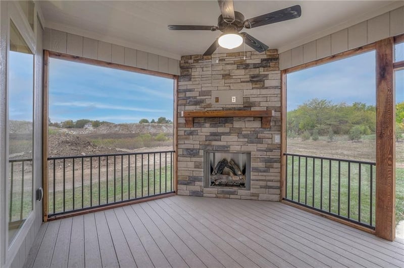 12501 138th Pl, Overland Park, KS 66221