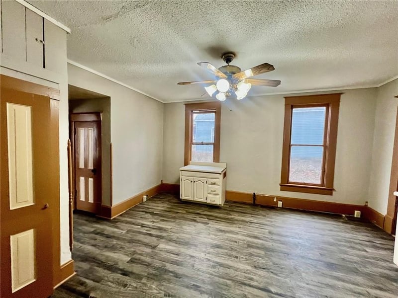 308 Colorado Ave, St Joseph, MO 64504