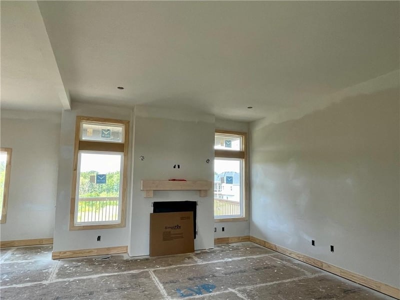 12146 N Tracy Ave, Kansas City, MO 64165