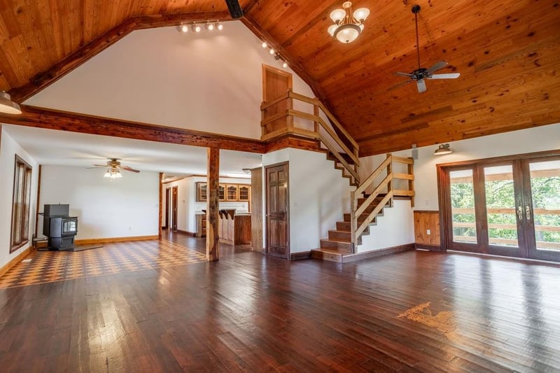 18933 2700 Rd, El Dorado Springs, MO 64744