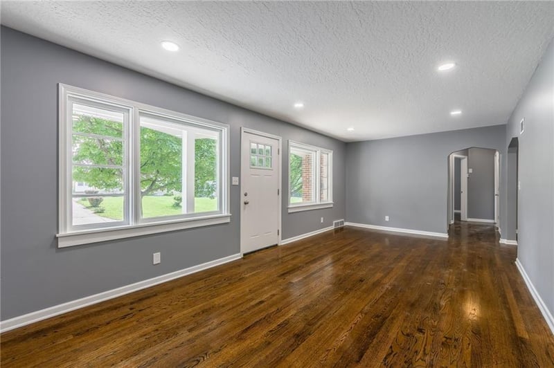 5002 Park Ave, Kansas City, MO 64118