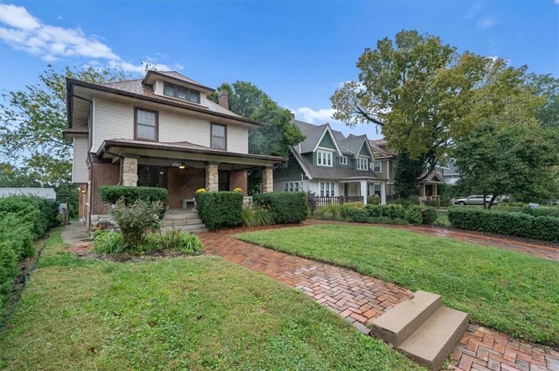 3767 Washington St, Kansas City, MO 64111