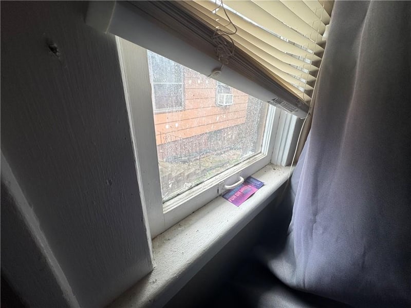 3503 67 St, Kansas City, MO 64132