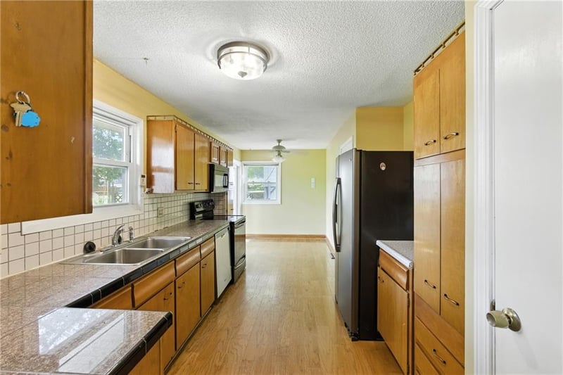 5105 58th St, Kansas City, MO 64119