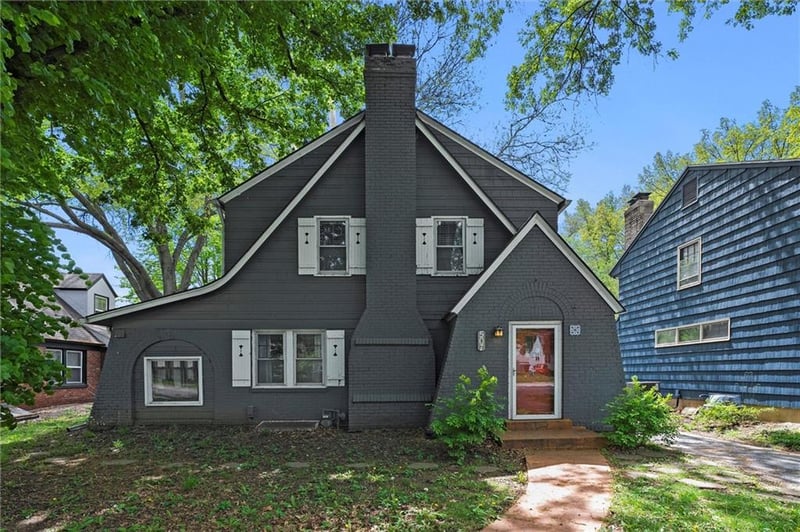 507 75th St, Kansas City, MO 64131