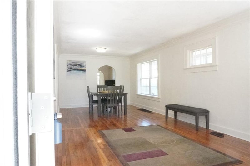 3822 68th Ter, Kansas City, MO 64132