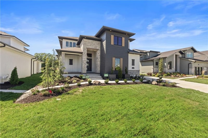 17012 Rosehill St, Overland Park, KS 66221