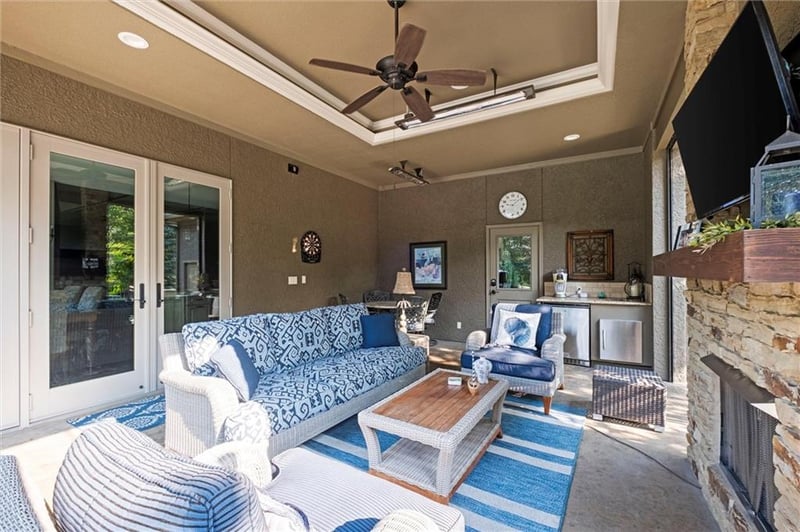 13133 Outlook St, Overland Park, KS 66209
