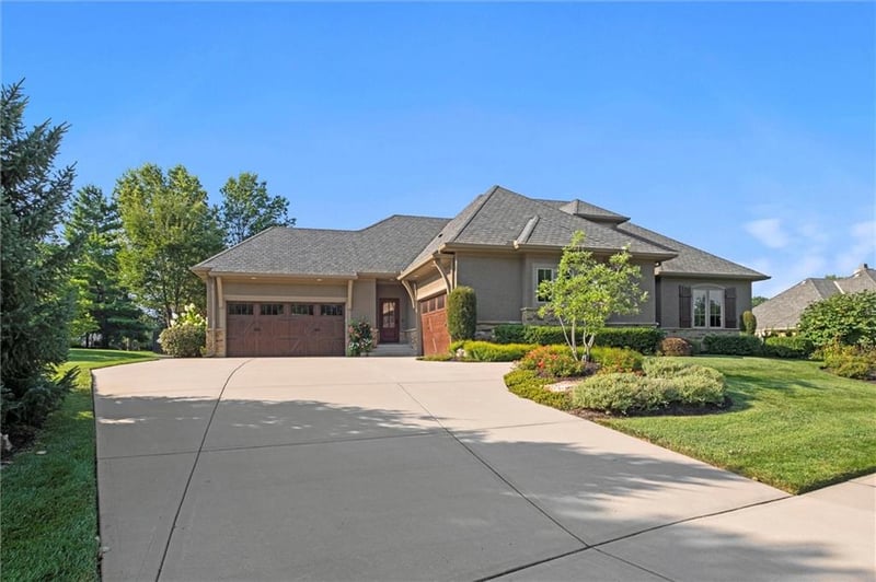 13133 Outlook St, Overland Park, KS 66209