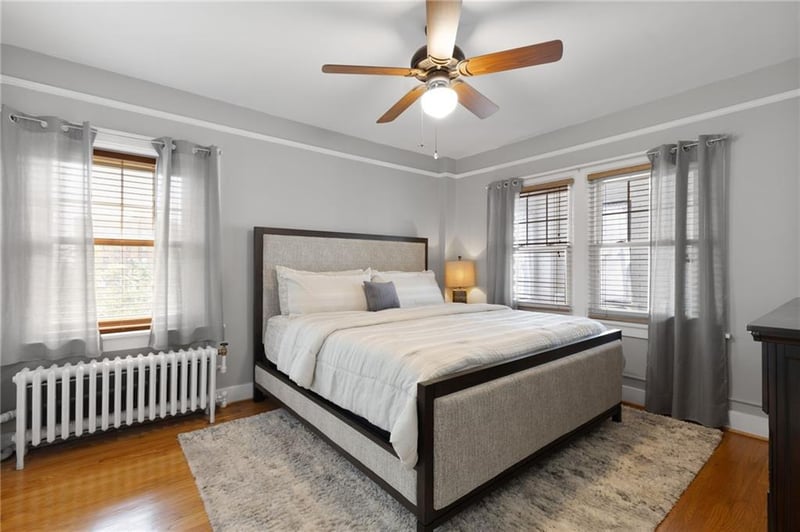 807 48th St #404, Kansas City, MO 64112