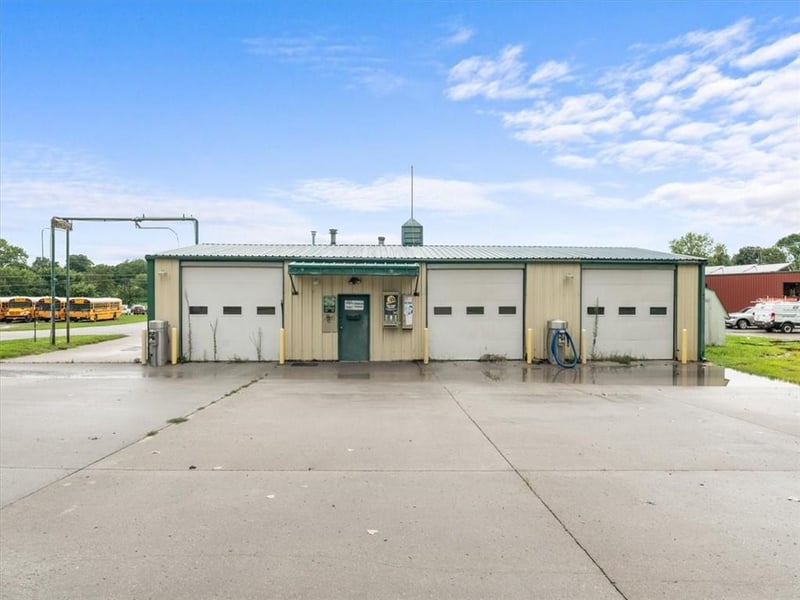 403 E Pawnee St, Savannah, MO 64485