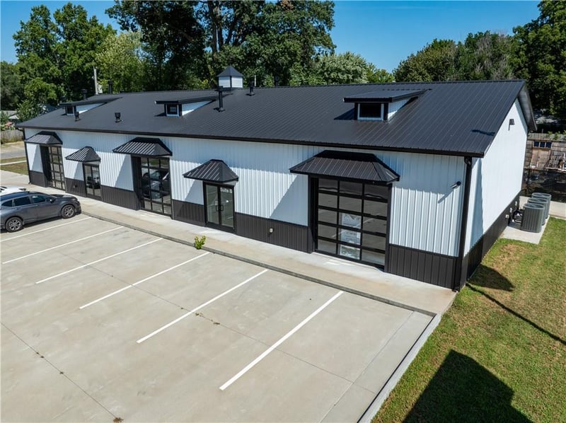 1301 4th St, Pittsburg, KS 66762