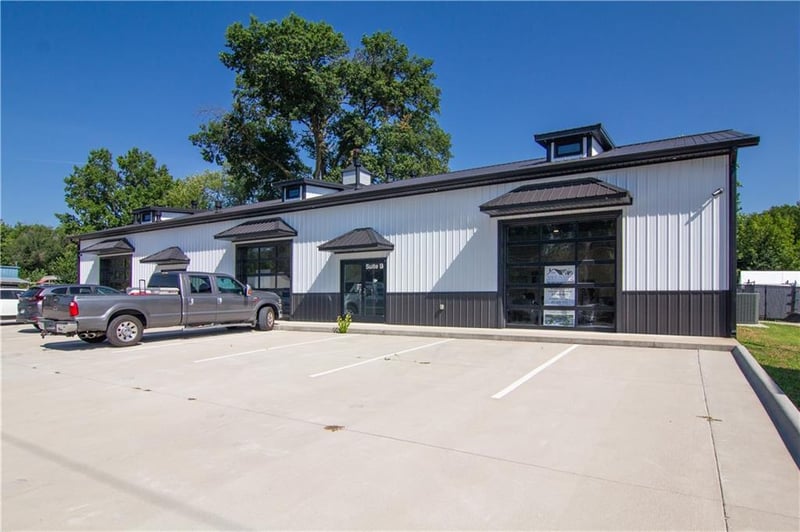 1301 4th St, Pittsburg, KS 66762