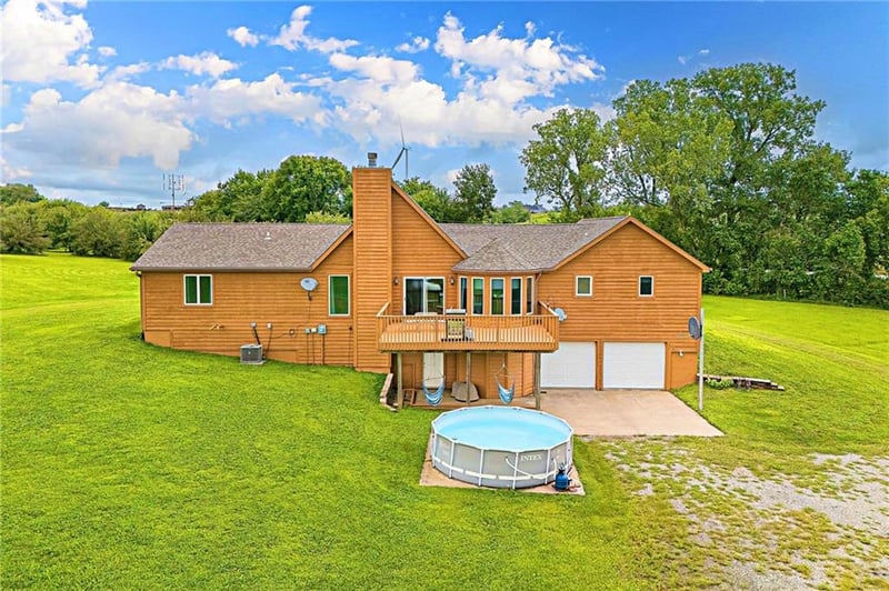 1315 SW State Rt N Rd, Amity, MO 64422