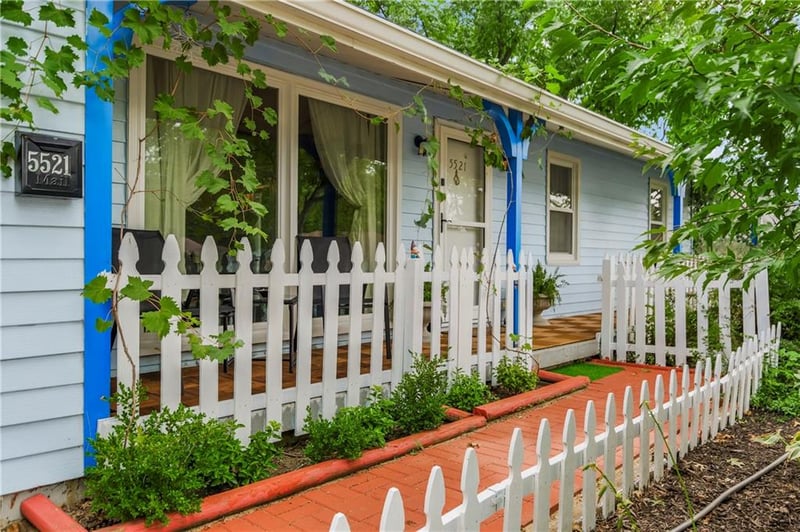 5521 Wayne Ave, Kansas City, MO 64118