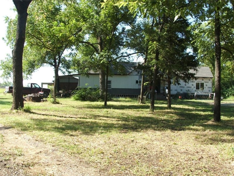 1523 Bridge St, Humboldt, KS 66748