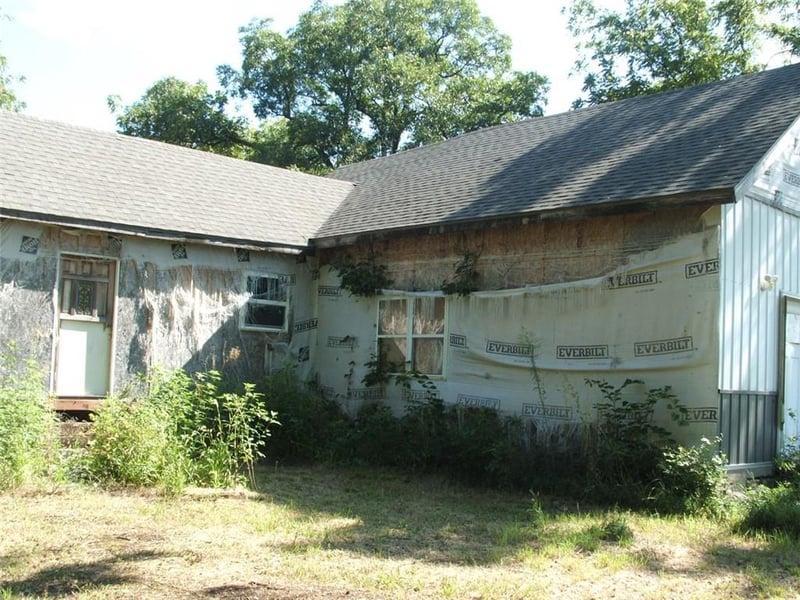 1523 Bridge St, Humboldt, KS 66748