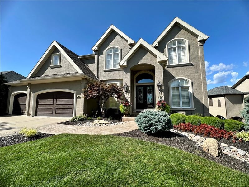20308 92nd St, Lenexa, KS 66220