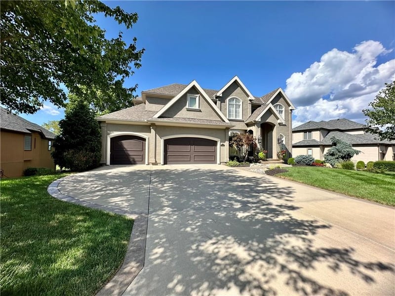 20308 92nd St, Lenexa, KS 66220