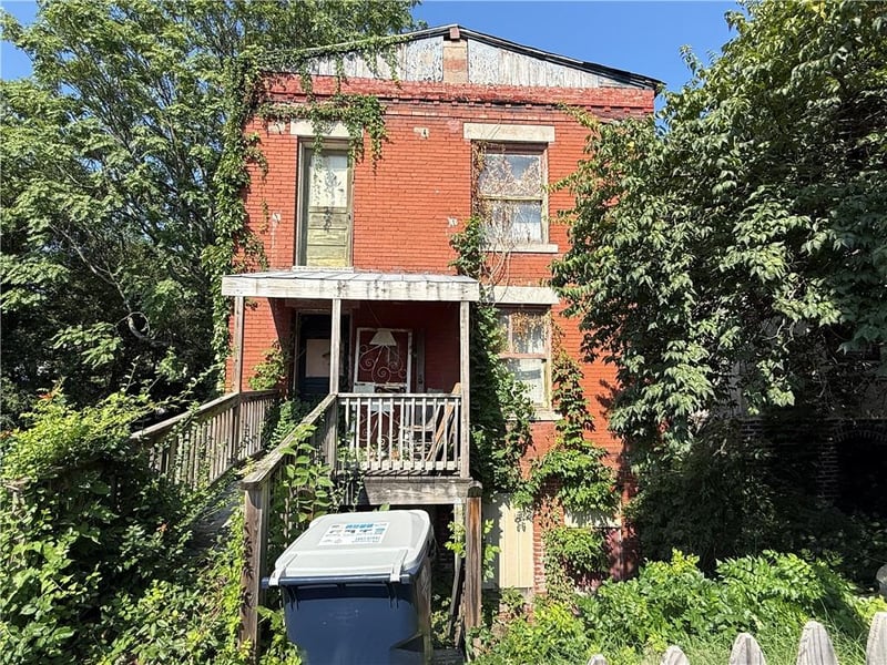 2026 Summit St, Kansas City, MO 64108