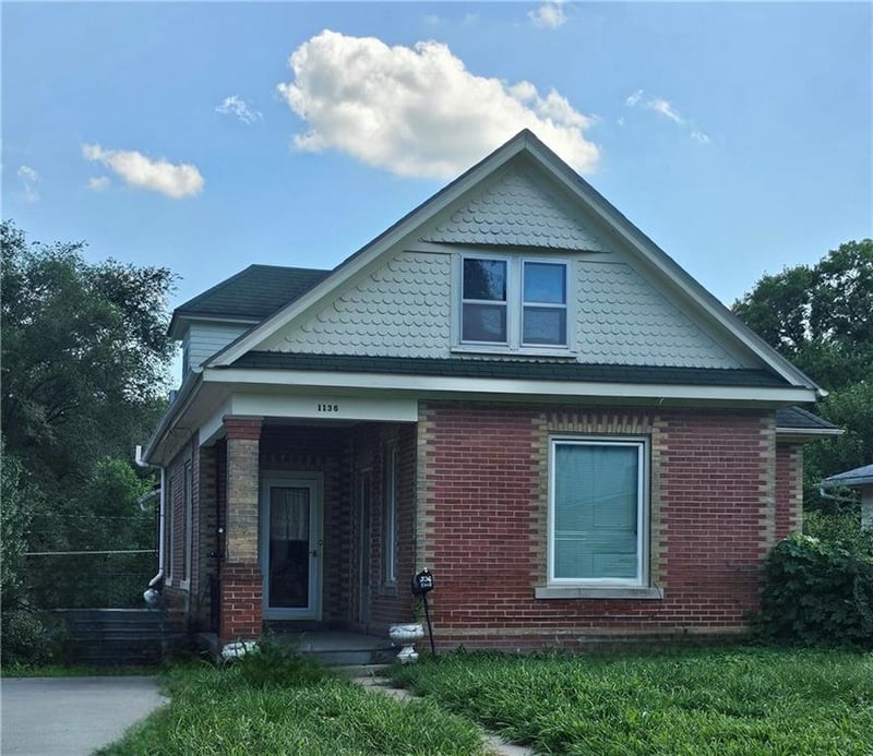1136 Kearney St, Atchison, KS 66002