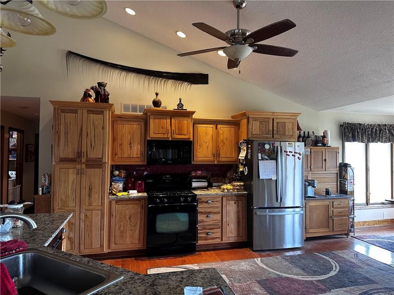 26034 SE State Route Ee Hw, Weatherby, MO 64497