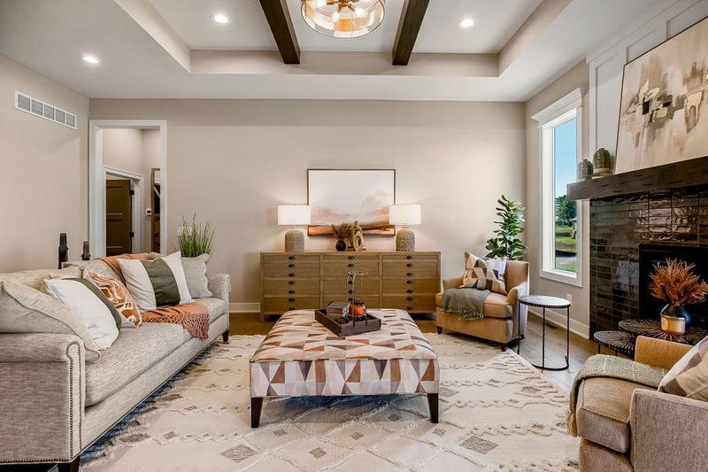 16992 Bradley Dr, Olathe, KS 66062