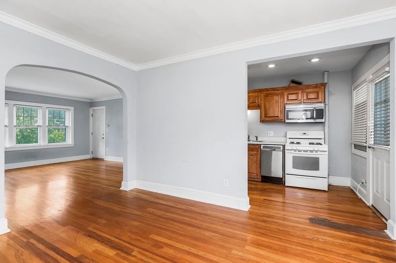 210 E Emanuel Cleaver #4e Blvd, Kansas City, MO 64112