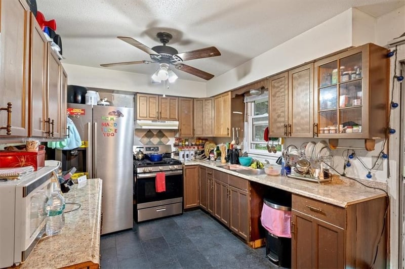 7701 90th Ter, Kansas City, MO 64138