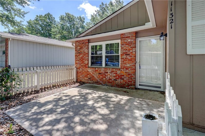 11321 W 77th Ter, Overland Park, KS 66214